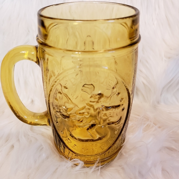 4 Amber Paul Revere - Picture 5 of 8